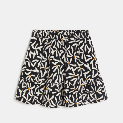 تنورة قصيرة من المخمل...